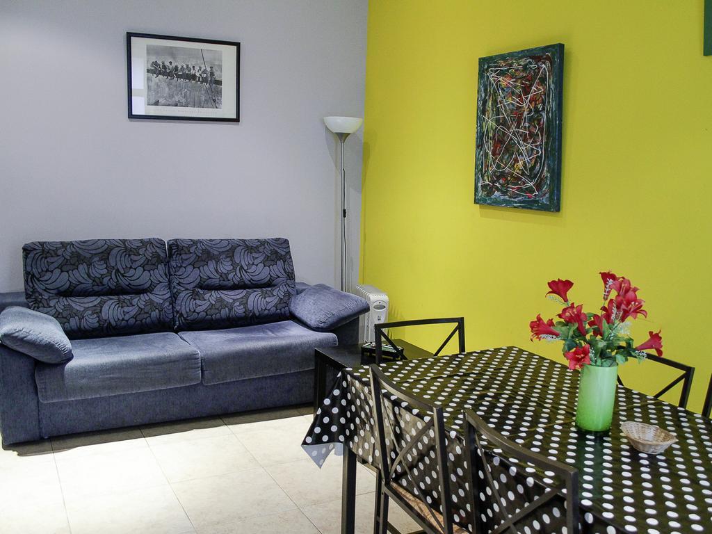Apartamento Rosellon บาร์เซโลนา ภายนอก รูปภาพ
