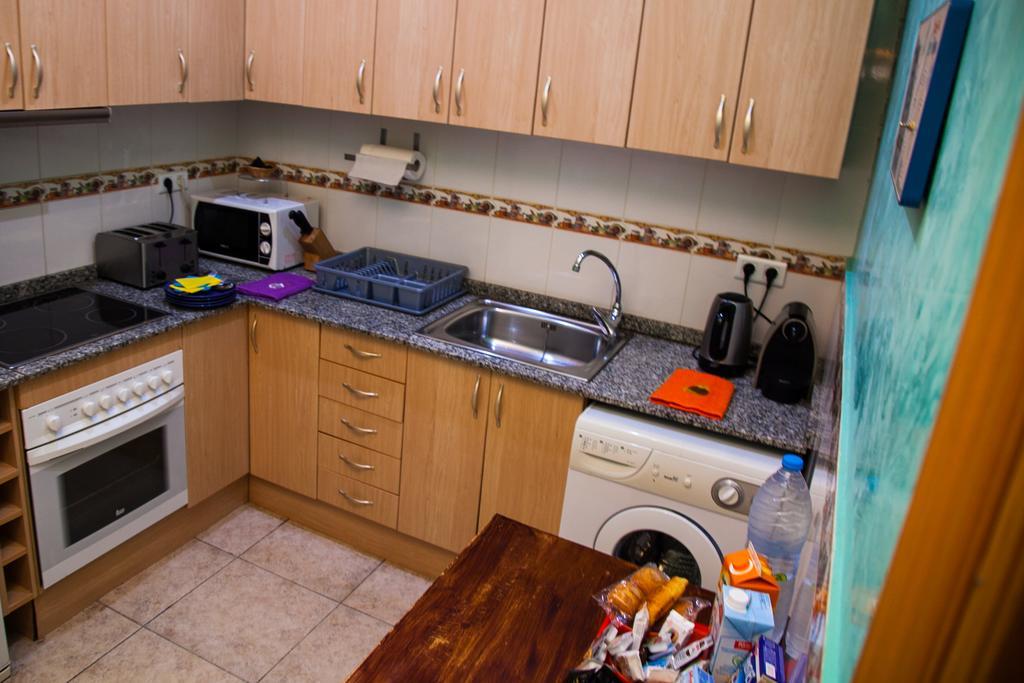 Apartamento Rosellon บาร์เซโลนา ภายนอก รูปภาพ
